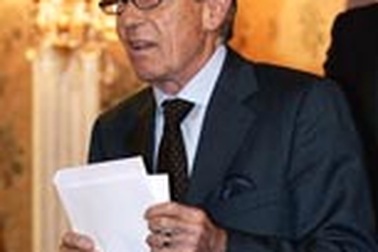 CĐV tức giận với phán quyết của tòa án