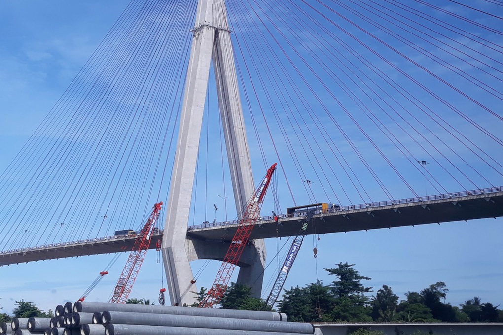 Thanh niên 24 tuổi treo cổ dưới gầm cầu Cần Thơ - 1 Thanh niên 24 tuổi treo cổ dưới gầm cầu Cần Thơ - 1