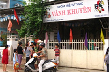 Trẻ bị đánh, phụ huynh xô xát với cô giáo