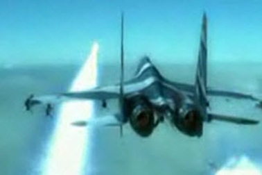 Xem bộ ba máy bay tiêm kích đáng sợ nhất thế giới tấn công