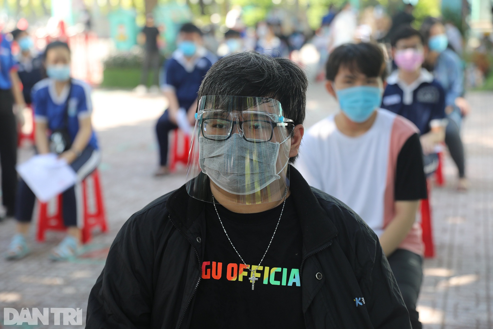 Xét nghiệm Covid-19 cho 110.000 sĩ tử TPHCM trước kỳ thi tốt nghiệp THPT - 14 Xét nghiệm Covid-19 cho 110.000 sĩ tử TPHCM trước kỳ thi tốt nghiệp THPT - 14