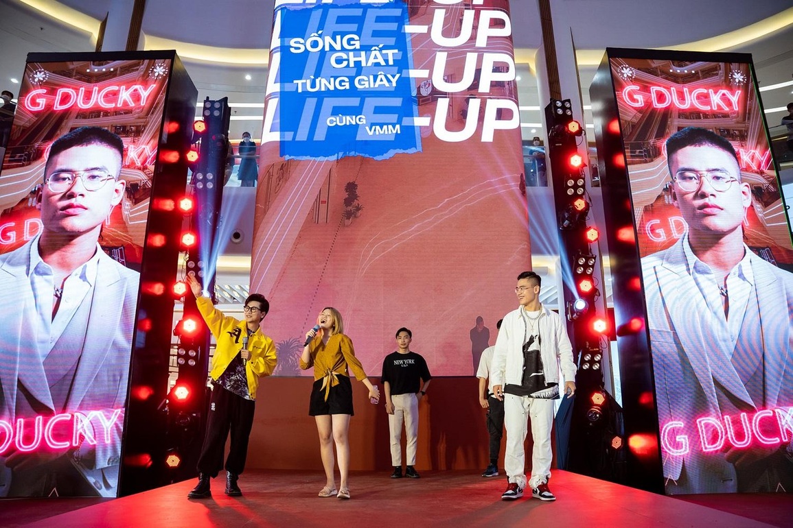 Cuối tuần chill cùng dàn sao trẻ V-pop tại Vincom Mega Mall Smart City - 2 Cuối tuần chill cùng dàn sao trẻ V-pop tại Vincom Mega Mall Smart City - 2