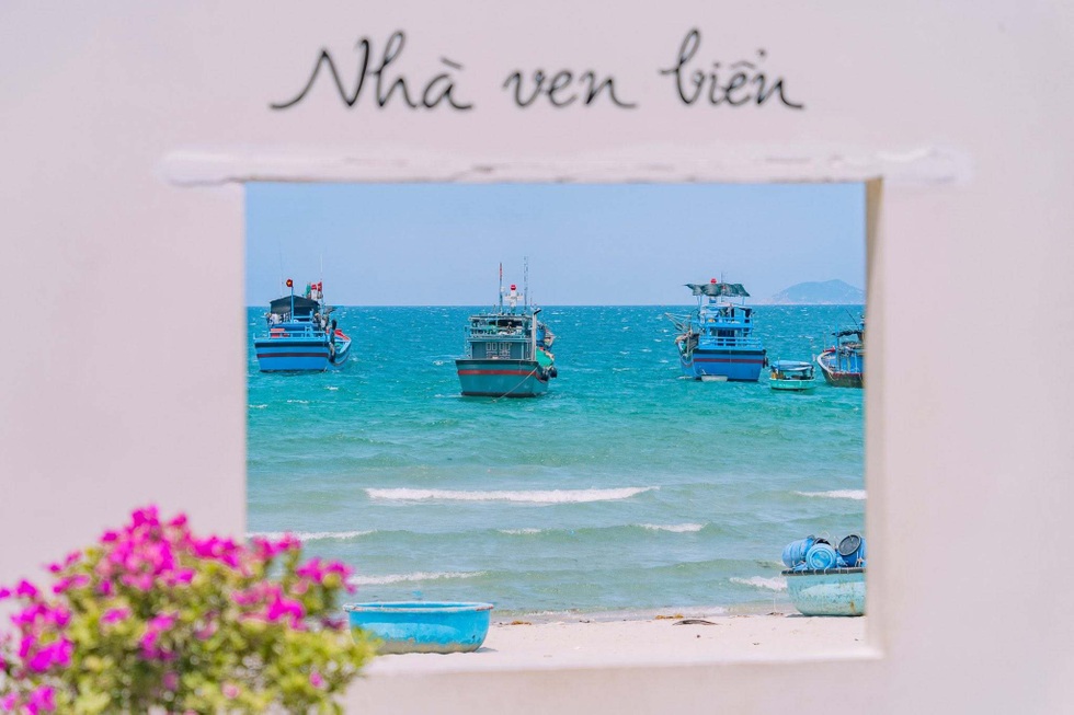 Gia đình Hà Nội chi 3 triệu đồng ở Dốc Lết 2N1Đ, mê vì biển đẹp ngoạn mục - 11