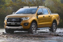 Ford Ranger và Everest giảm giá hơn 100 triệu đồng để đẩy hàng tồn