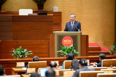 "Loại bỏ ngay từ đầu những người có biểu hiện tham vọng quyền lực"