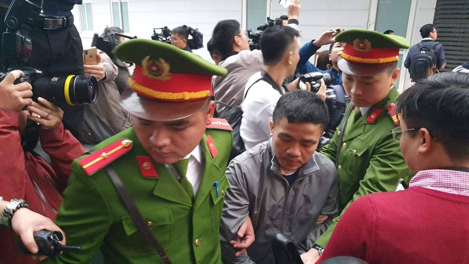 Hai cựu Bộ trưởng Nguyễn Bắc Son, Trương Minh Tuấn hầu tòa - 5 Hai cựu Bộ trưởng Nguyễn Bắc Son, Trương Minh Tuấn hầu tòa - 5