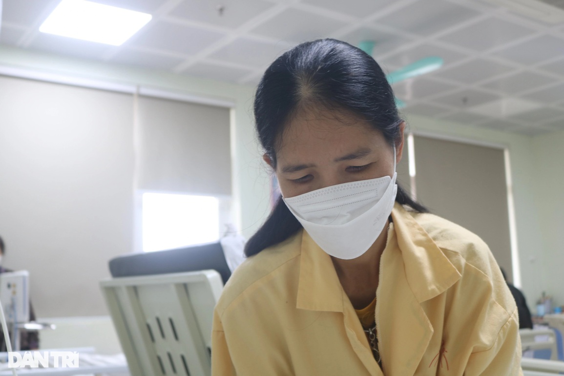 Mẹ cùng đường rồi, biết bán gì để cứu con đây! - 6 Mẹ cùng đường rồi, biết bán gì để cứu con đây! - 6