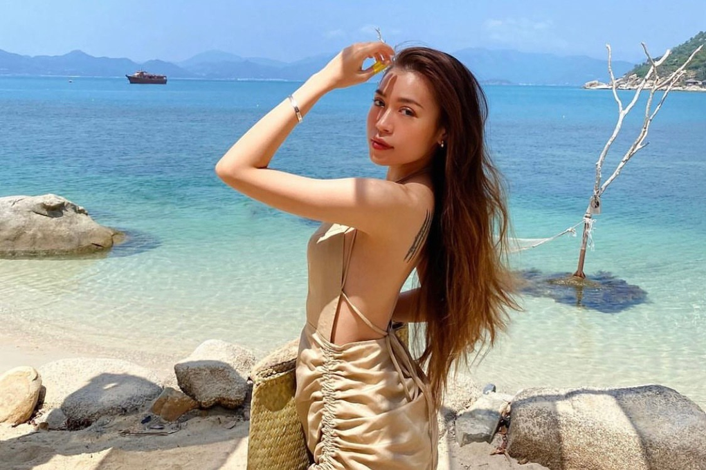 Tiểu thư TPHCM ngày càng gợi cảm, muốn trở thành ca sĩ - 6 Tiểu thư TPHCM ngày càng gợi cảm, muốn trở thành ca sĩ - 6