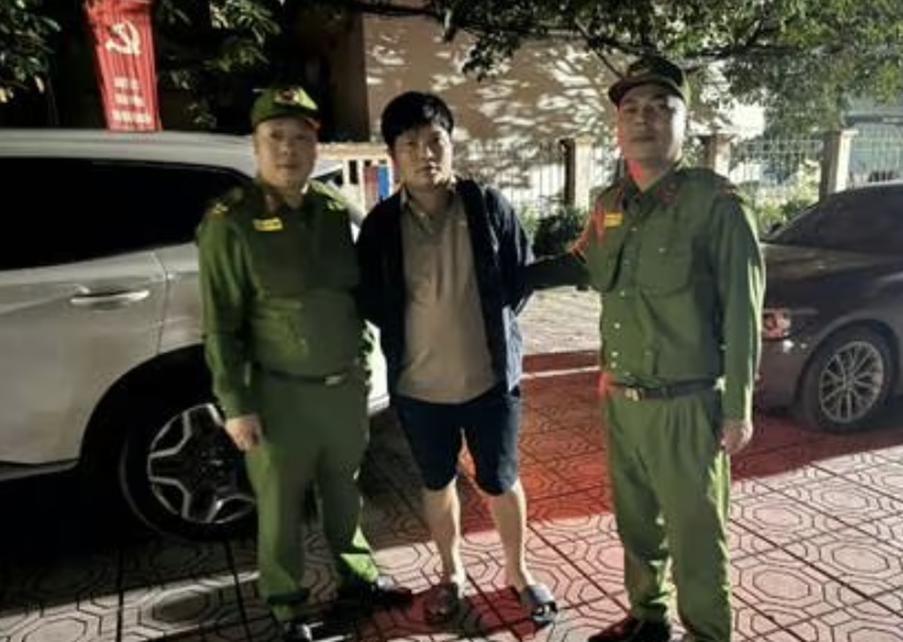 Mạo danh Phó giám đốc Trung tâm VOV, ép chủ gara ô tô nộp 200 triệu đồng - 1 Mạo danh Phó giám đốc Trung tâm VOV, ép chủ gara ô tô nộp 200 triệu đồng - 1