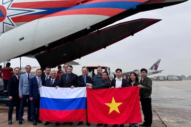 Máy bay Nga chuyển 30 tấn hàng hóa hỗ trợ Việt Nam sau thiên tai