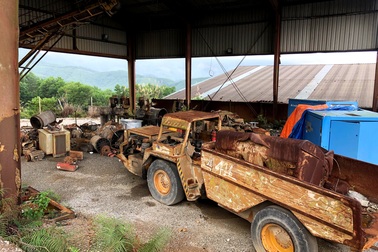 Đóng cửa mỏ vàng Bồng Miêu: Tiền mất, tật mang!