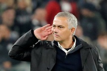Mourinho hối hận vì lỡ cay cú đáp trả cổ động viên Juventus