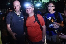 Những người hùng tìm kiếm đội bóng mắc kẹt 9 ngày trong hang tại Thái Lan