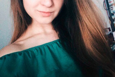 Cô gái Nga chết thảm vì nội tạng bị “kéo ra ngoài” khi sinh con