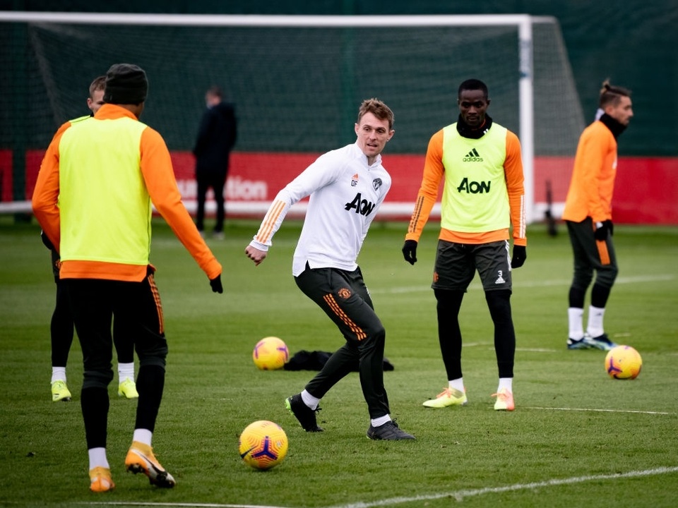 Amad Diallo tập cùng Man Utd, chuẩn bị thi đấu với Fulham - 12 Amad Diallo tập cùng Man Utd, chuẩn bị thi đấu với Fulham - 12