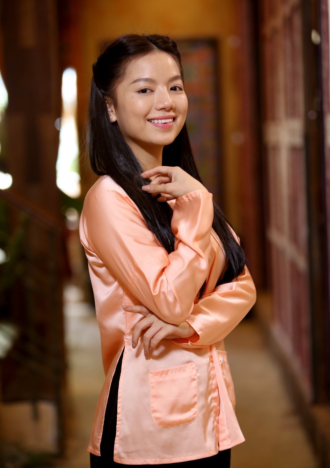Lê Hạ Anh: Tôi thích vai diễn của mình vừa được thương lại vừa bị chửi - 2 Lê Hạ Anh: Tôi thích vai diễn của mình vừa được thương lại vừa bị chửi - 2