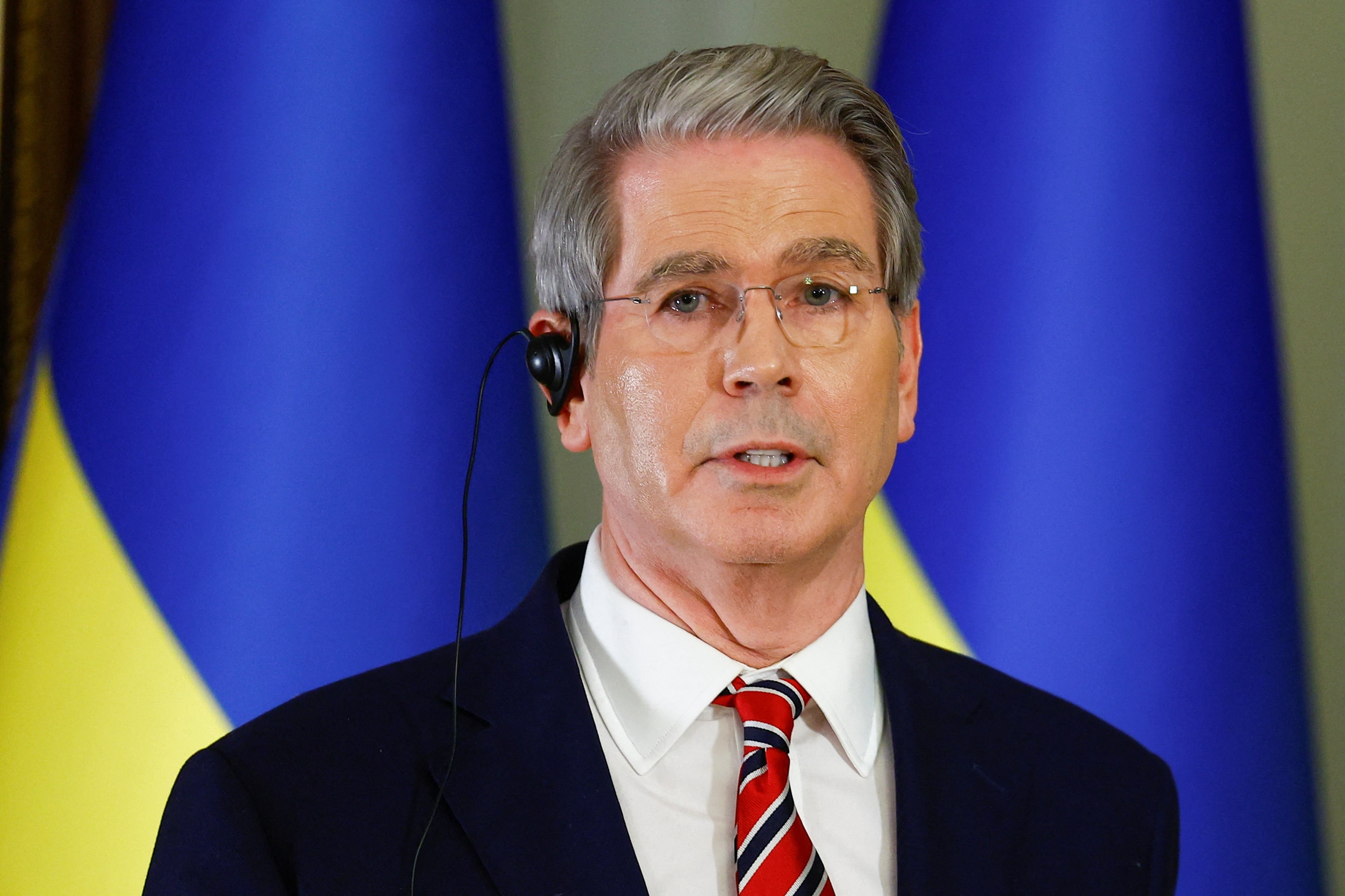 রাশিয়ার বিরুদ্ধে নজিরবিহীন নিষেধাজ্ঞার হুঁশিয়ারি যুক্তরাষ্ট্রের Mỹ cảnh báo áp lệnh trừng phạt mạnh chưa từng có với Nga - 1