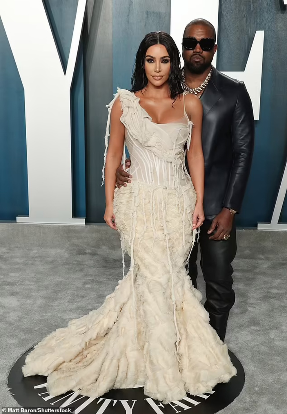 Kim Kardashian thích bạn gái mới của chồng - 2 Kim Kardashian thích bạn gái mới của chồng - 2