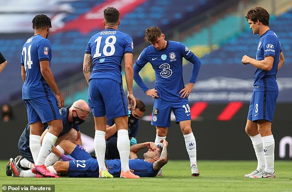 Bại trận trước Arsenal, Chelsea “méo mặt” trước cuộc đấu với Bayern Munich - 2