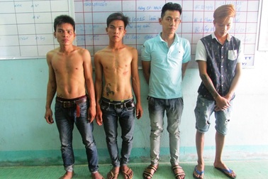 Một thiếu nữ bị 4 thanh niên nhậu chung hiếp dâm tập thể