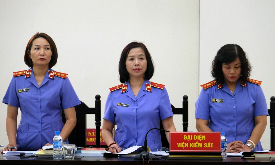 Xét xử đại án BIDV: Đề nghị mức án cao nhất đến 19 năm tù - 1 Xét xử đại án BIDV: Đề nghị mức án cao nhất đến 19 năm tù - 1