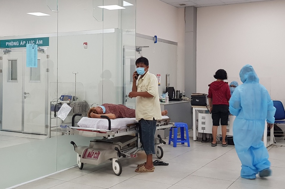 Bệnh nhân chuyển tuyến sẽ phải xét nghiệm SARS-CoV-2 - 2 Bệnh nhân chuyển tuyến sẽ phải xét nghiệm SARS-CoV-2 - 2