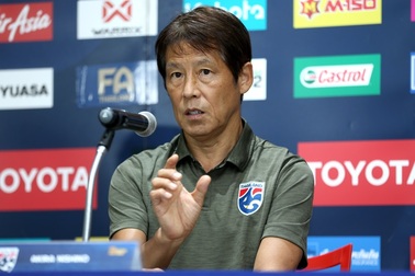 HLV Nishino hé lộ đội hình Thái Lan gặp Thai-League All Stars