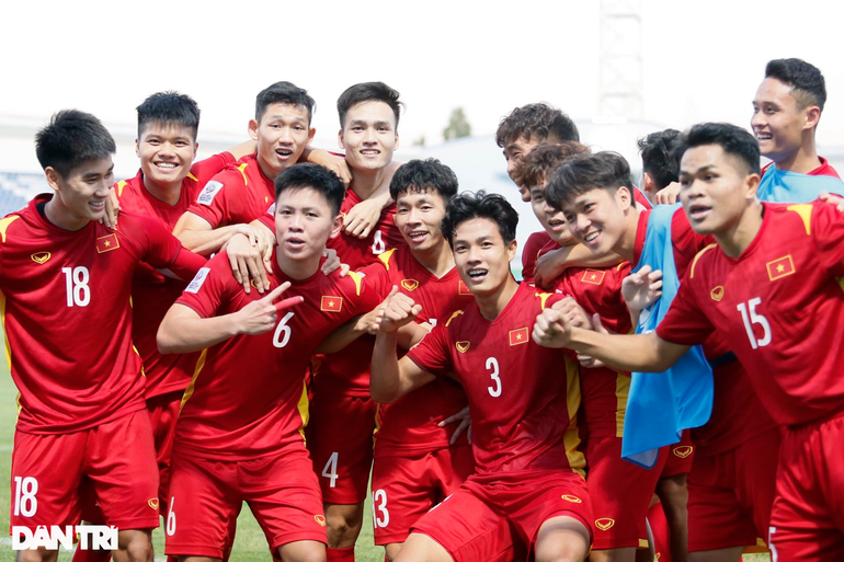 Siêu cò châu Âu: Đừng nói HLV Gong Oh Kyun hay hơn ông Park! - 2 Siêu cò châu Âu: Đừng nói HLV Gong Oh Kyun hay hơn ông Park! - 2