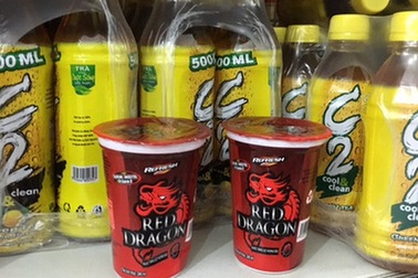 Vụ nước C2, Rồng Đỏ có chì: Phạt 1 tháng mới thông báo thu hồi sản phẩm!