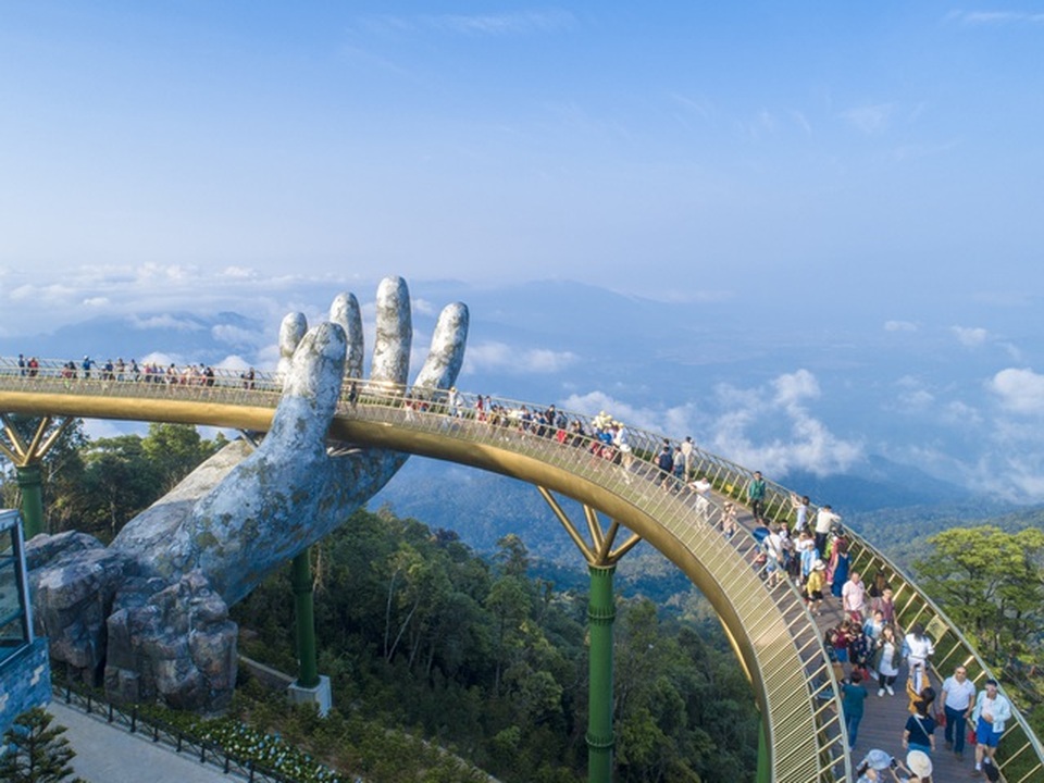 Nhiều khách sạn ở Đà Nẵng tự nguyện giảm giá phòng, hỗ trợ khách mắc kẹt - 1 Nhiều khách sạn ở Đà Nẵng tự nguyện giảm giá phòng, hỗ trợ khách mắc kẹt - 1