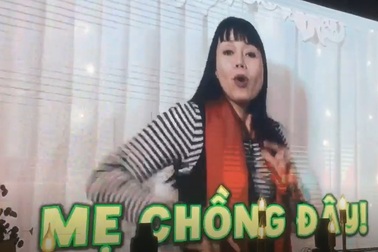 Clip bố mẹ hát rap cực vui trong đám cưới của con gây sốt