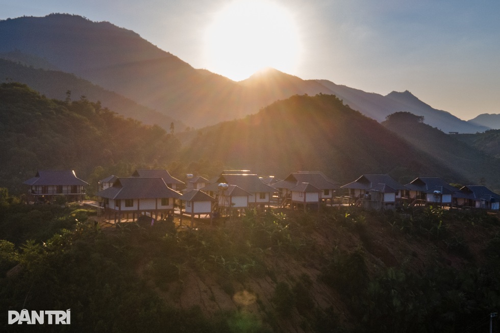 Làng Nủ sau bão: Từ nước mắt tang thương đến nụ cười hồi sinh - 16 Làng Nủ sau bão: Từ nước mắt tang thương đến nụ cười hồi sinh - 16