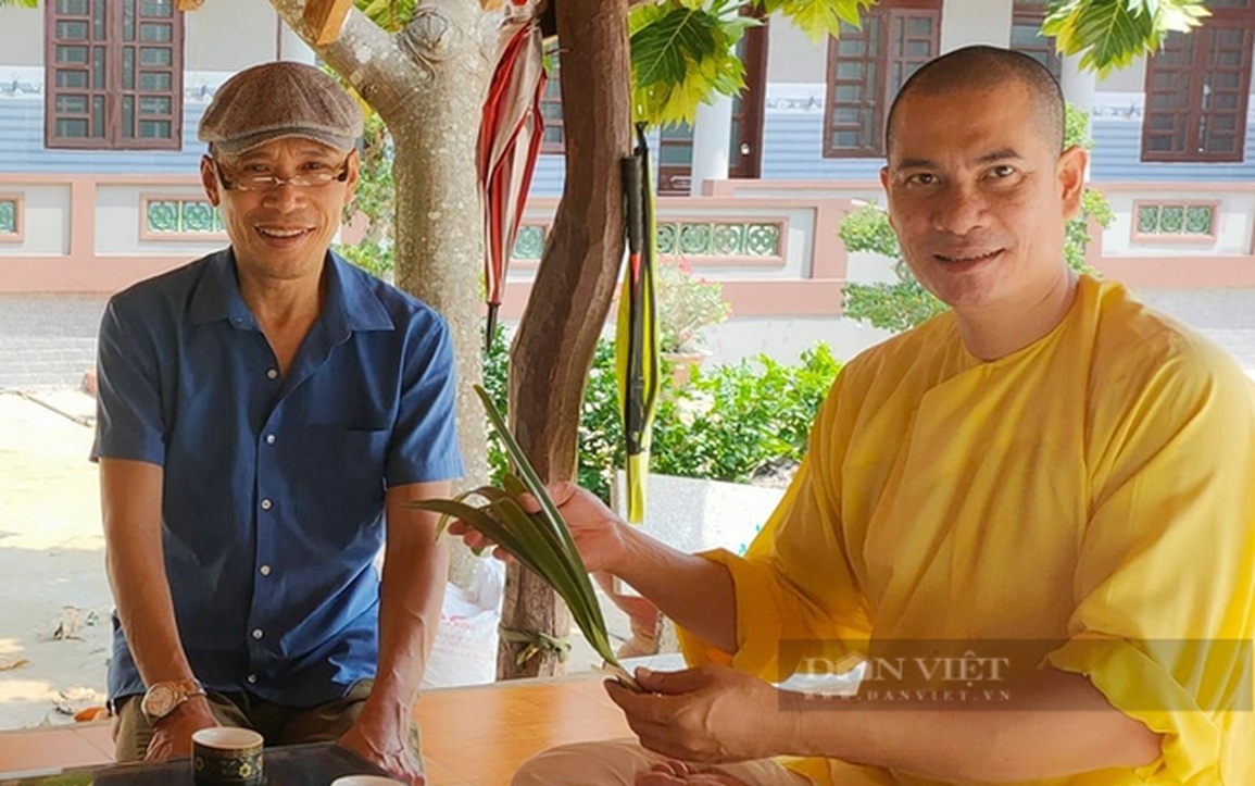 Sư thầy trồng loại lan độc lạ, giúp bếp ăn từ thiện của chùa luôn đỏ lửa - 3 Sư thầy trồng loại lan độc lạ, giúp bếp ăn từ thiện của chùa luôn đỏ lửa - 3