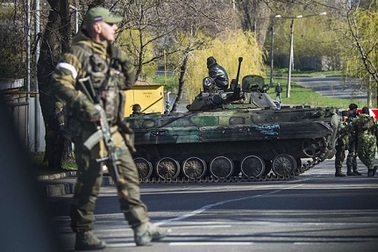 Tổng thống Ukraine: Nội chiến chỉ kết thúc khi Kiev tái chiếm Crimea, Donbass