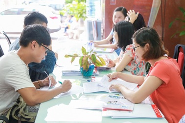 Điểm chuẩn trúng tuyển vào trường ĐH Công nghệ TP.HCM, trường ĐH Kinh tế Tài chính TP.HCM