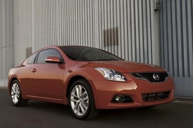 Nissan giới thiệu Altima Coupe phiên bản 2010 