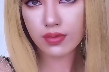 Vân Miu hóa trang thành Lisa - Black Pink