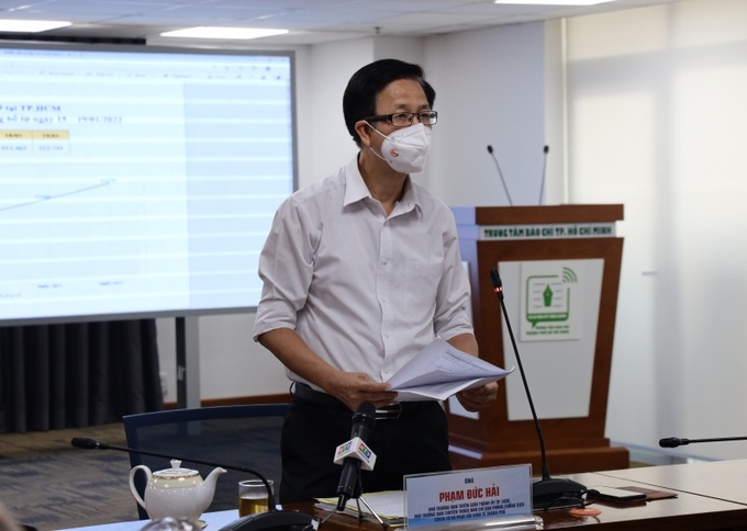 Ông Phạm Đức Hải Phó trưởng Ban Chỉ đạo phòng, chống dịch và phục hồi kinh tế TP.HCM đề nghị người dân hết sức bình tĩnh, tiếp tục thực hiện tốt quy định 5K và vaccine.