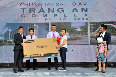 "Chung tay xây tổ ấm" Tràng An Complex