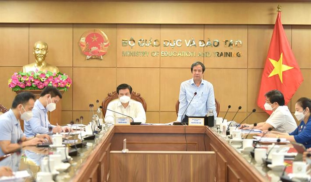 Ưu tiên mọi biện pháp để giảm thiểu những tổn thương đối với giáo dục - 1 Ưu tiên mọi biện pháp để giảm thiểu những tổn thương đối với giáo dục - 1