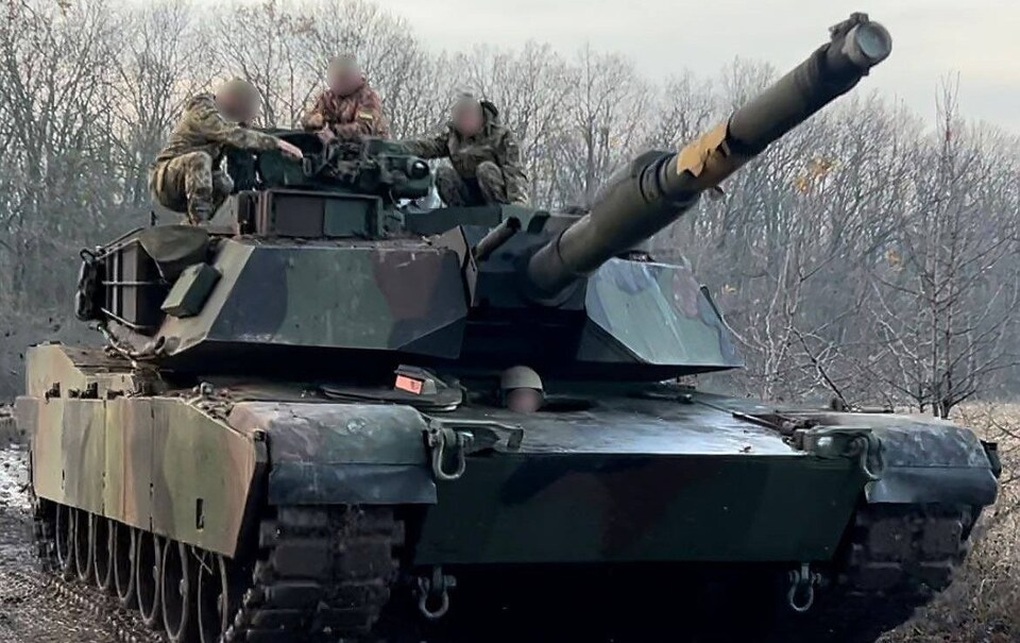 Mỹ đề nghị Ukraine trả lại xe tăng Abrams để cứu danh tiếng? - 2 Mỹ đề nghị Ukraine trả lại xe tăng Abrams để cứu danh tiếng? - 2
