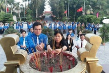 Dự thảo Luật Lao động sửa đổi: Đề xuất thêm 1 ngày nghỉ Lễ trong năm