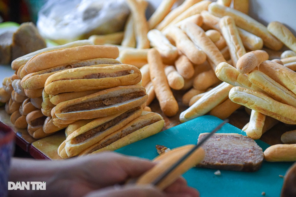 Cầm 500.000 đồng đi foodtour Hải Phòng, càn quét loạt món ngon nức tiếng - 2 Cầm 500.000 đồng đi foodtour Hải Phòng, càn quét loạt món ngon nức tiếng - 2