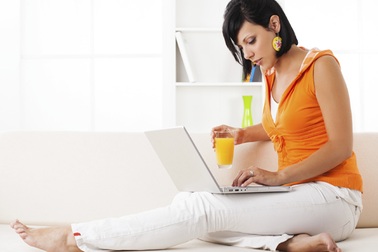 Nên mua Chromebooks hay laptop chạy Windows 10?