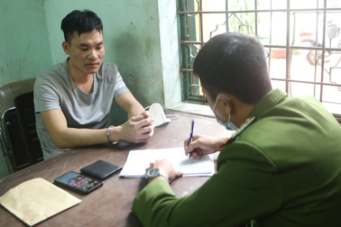 Nghi phạm hiếp dâm trẻ em trốn ra nước ngoài 9 năm vẫn sa lưới