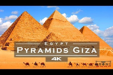 Cảnh ấn tượng tại Kim tự tháp Ai Cập