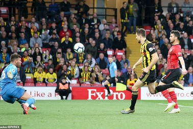 Top 5 cầu thủ ghi bàn nhanh nhất lịch sử Ngoại hạng Anh