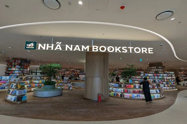 Từ vụ Nhã Nam: "Quan tâm, quý mến" có phải là quấy rối tình dục?