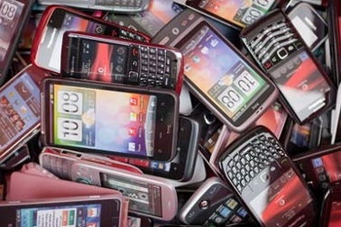 Đằng sau bản thỏa thuận đình chiến của Apple và HTC