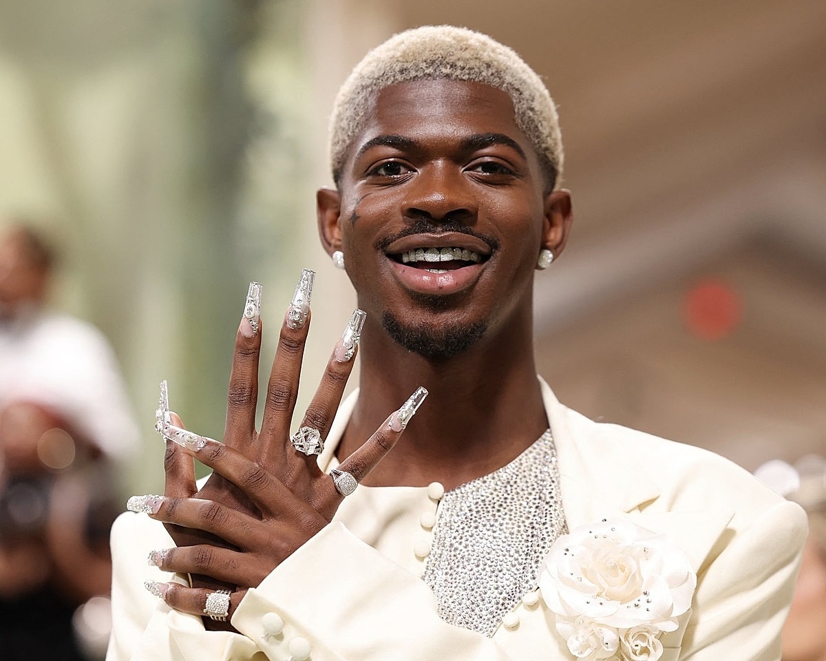Rapper đình đám từng giành 2 giải Grammy Lil Nas X bị bắt - 1